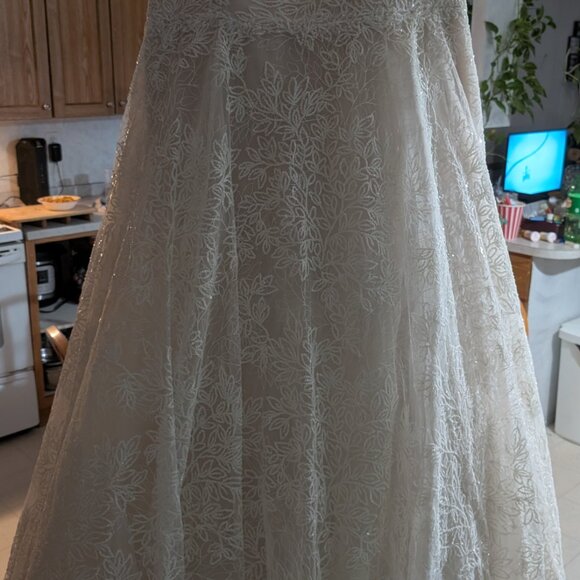 Sottero and Midgley SHAW Wedding Dress - Picture 2 of 8